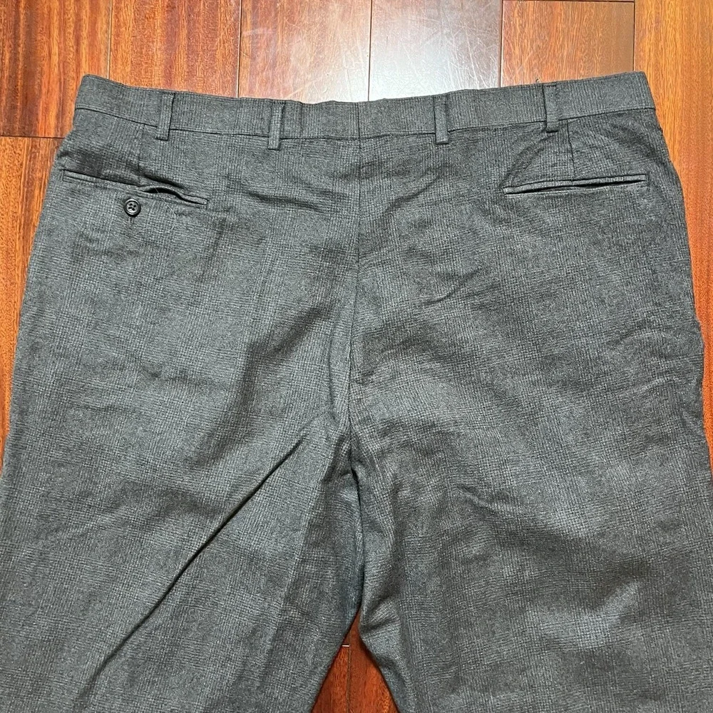 Jos A Bank Pants Mens 42x31 Gray WOOL Executive Collection Pleated Cuffed Preppy